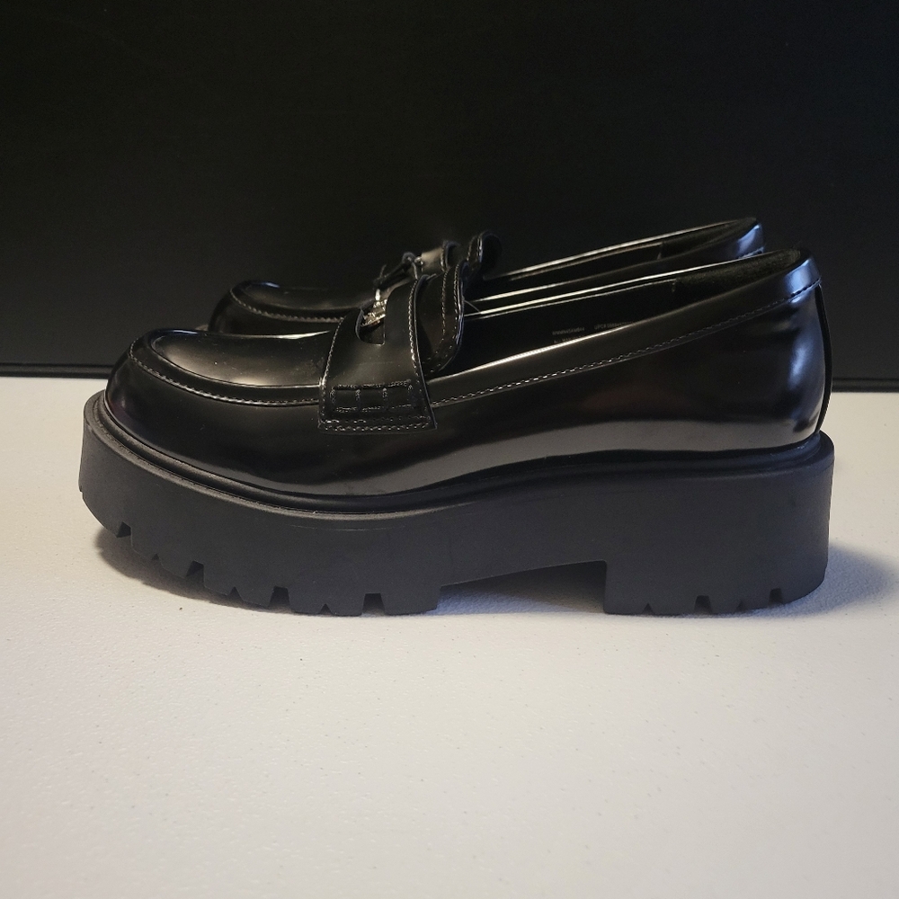 Madden NYC Black Patent Leather Penny Loafers 1 - Picture 6 of 7